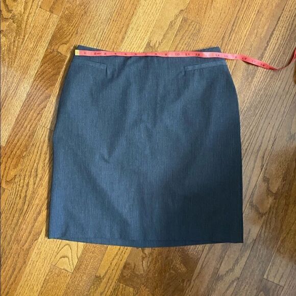 ‎The Limited Stretch Skirt - Picture 10 of 10